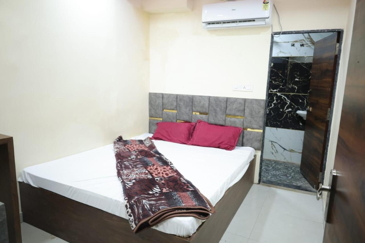 Hotel Shree Kalbhairav Kripa Ujjain Ngoại thất bức ảnh